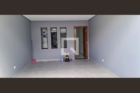 Casa à venda com 3 quartos, 127m² em Parque das Nações, Santo André