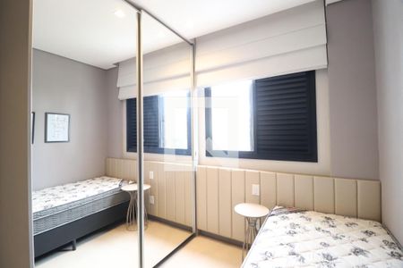 Quarto 1 de apartamento para alugar com 2 quartos, 72m² em Cazeca, Uberlândia