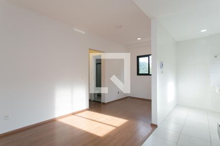 Sala  de apartamento para alugar com 2 quartos, 43m² em Vila Jacuí, São Paulo