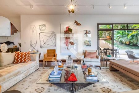 Casa à venda com 4 quartos, 608m² em Real Parque, São Paulo