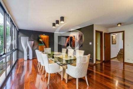 Casa à venda com 4 quartos, 608m² em Real Parque, São Paulo