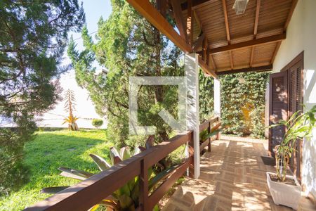 Casa à venda com 5 quartos, 220m² em Nossa Senhora das Gracas, Canoas