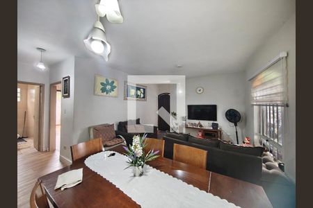 Sala de casa para alugar com 3 quartos, 180m² em Parque Edu Chaves, São Paulo