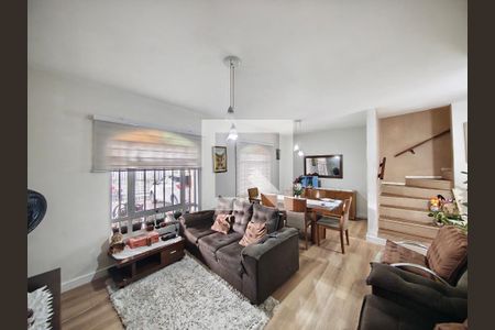 Sala de casa para alugar com 3 quartos, 180m² em Parque Edu Chaves, São Paulo
