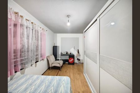 Quarto 1 de casa para alugar com 3 quartos, 180m² em Parque Edu Chaves, São Paulo
