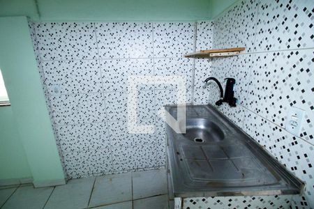 Studio de kitnet/studio para alugar com 1 quarto, 30m² em Brás de Pina, Rio de Janeiro