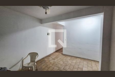 Sala de casa para alugar com 3 quartos, 75m² em Olaria, Rio de Janeiro