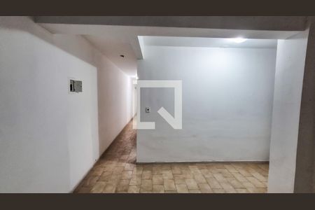 Sala de casa para alugar com 3 quartos, 75m² em Olaria, Rio de Janeiro