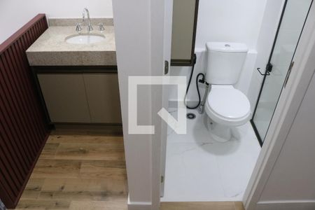 Banheiro de kitnet/studio para alugar com 1 quarto, 25m² em Perdizes, São Paulo