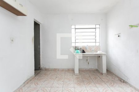 Sala - Cozinha  de casa para alugar com 1 quarto, 25m² em Vila Jacuí, São Paulo