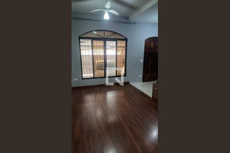 Foto 01 de casa à venda com 4 quartos, 210m² em Cambuci, São Paulo