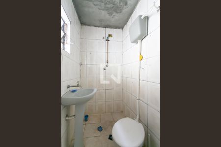 Banheiro  de casa para alugar com 1 quarto, 25m² em Vila Jacuí, São Paulo