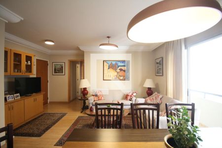 Sala de apartamento à venda com 4 quartos, 108m² em Vila Progredior, São Paulo