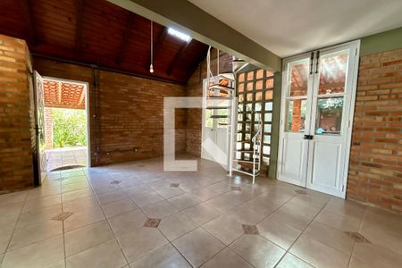 Sala  de casa para alugar com 4 quartos, 130m² em Lagoa da Conceição, Florianópolis