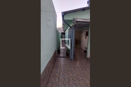 CORREDOR EXTERNO de casa à venda com 1 quarto, 62m² em Pestana, Osasco