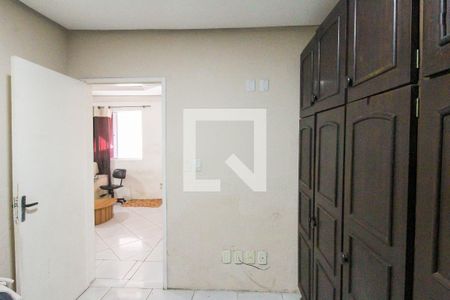 Quarto 2 de casa à venda com 3 quartos, 220m² em Guajuviras, Canoas