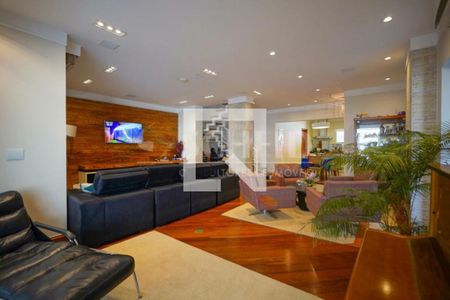 Casa à venda com 3 quartos, 420m² em Chácara Monte Alegre, São Paulo