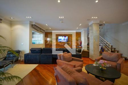 Casa à venda com 3 quartos, 420m² em Chácara Monte Alegre, São Paulo