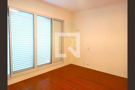 Casa à venda com 3 quartos, 193m² em Santo Amaro, São Paulo