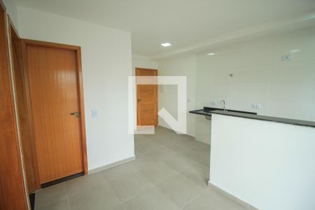 Apartamento para alugar com 2 quartos, 40m² em Vila Bertioga, São Paulo