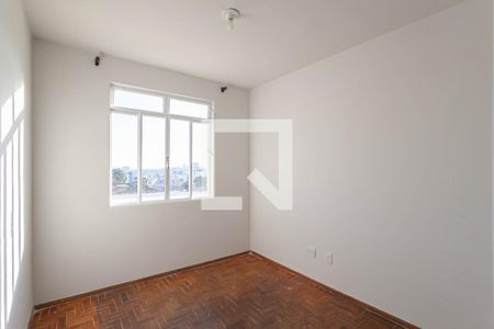 Quarto 1 de apartamento para alugar com 3 quartos, 90m² em Santa Rosa, Belo Horizonte