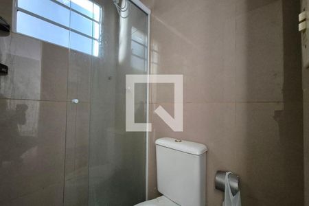 Banheiro  de casa à venda com 2 quartos, 43m² em Residencial Cosmos, Campinas