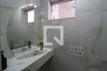 Lavabo de casa para alugar com 3 quartos, 230m² em Presidente Roosevelt, Uberlândia