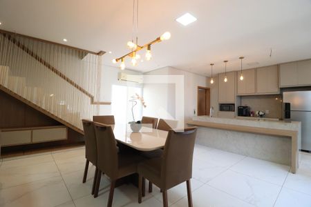 Sala de casa para alugar com 3 quartos, 230m² em Presidente Roosevelt, Uberlândia