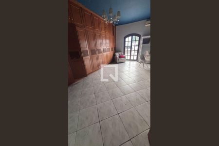 Casa à venda com 3 quartos, 130m² em Moinho Velho, São Paulo