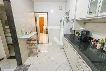 cozinha de casa de condomínio à venda com 3 quartos, 80m² em Vila Cloris, Belo Horizonte