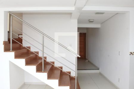 Sala de casa para alugar com 3 quartos, 260m² em Swiss Park, Campinas