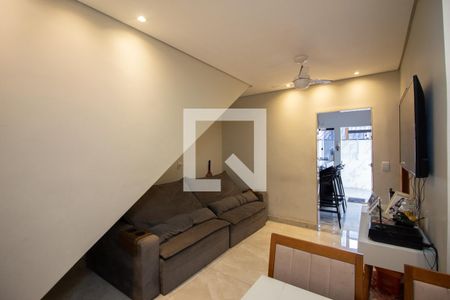 Sala de casa à venda com 2 quartos, 60m² em Santa Branca, Belo Horizonte