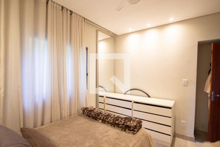 Quarto 1 de casa à venda com 2 quartos, 60m² em Santa Branca, Belo Horizonte
