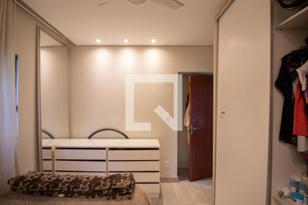 Quarto 1 de casa à venda com 2 quartos, 60m² em Santa Branca, Belo Horizonte