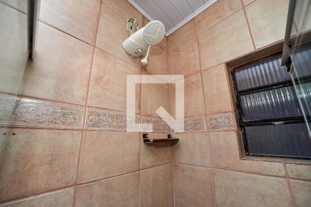 Banheiro da Suíte/Casa Frente de casa à venda com 5 quartos, 281m² em Sarandi, Porto Alegre