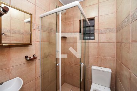 Banheiro da Suíte/Casa Frente de casa à venda com 5 quartos, 281m² em Sarandi, Porto Alegre