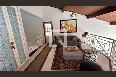 Casa à venda com 4 quartos, 350m² em Maria Paula, Niterói