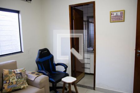 Suíte 01 de casa à venda com 4 quartos, 250m² em Setor Leste Vila Nova, Goiânia