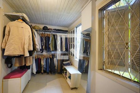 Closet da suíte de casa à venda com 4 quartos, 450m² em Tristeza, Porto Alegre