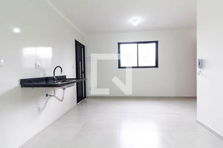 Sala, Cozinha e área de serviço de apartamento para alugar com 2 quartos, 37m² em Vila Carrão, São Paulo