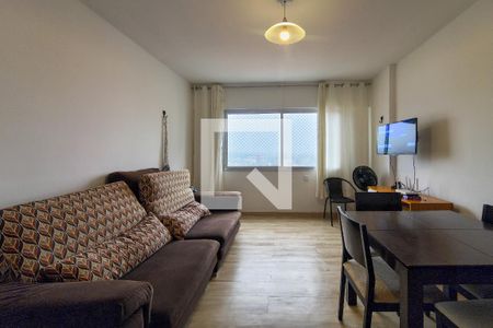 Sala de apartamento para alugar com 2 quartos, 70m² em Solemar, Praia Grande