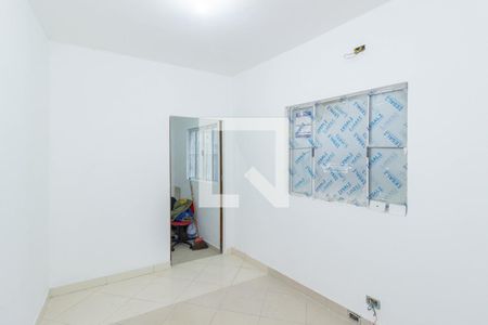 Quarto 1 de casa para alugar com 2 quartos, 70m² em Vila Mangalot, São Paulo