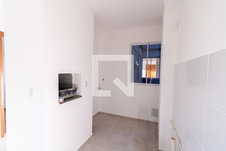 Cozinha de apartamento para alugar com 2 quartos, 56m² em Guarujá, Porto Alegre
