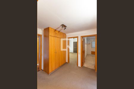 Corredor de apartamento à venda com 3 quartos, 151m² em Vila Nova Conceição, São Paulo