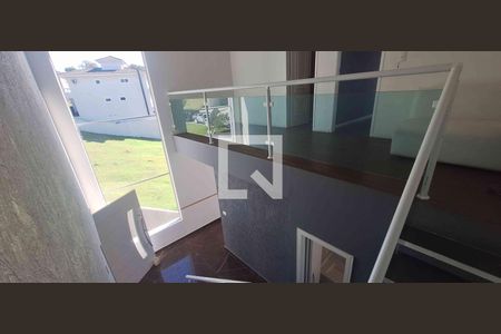 Piso superior de casa de condomínio para alugar com 3 quartos, 280m² em Quintas do Ingaí, Barueri