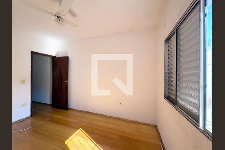 Quarto 1 de casa para alugar com 2 quartos, 70m² em Vila Nina, São Paulo