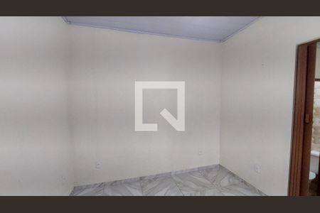Sala de casa para alugar com 2 quartos, 60m² em Areia Branca, Belford Roxo