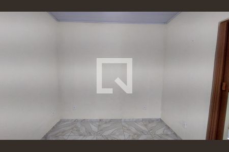 Sala de casa para alugar com 2 quartos, 60m² em Areia Branca, Belford Roxo