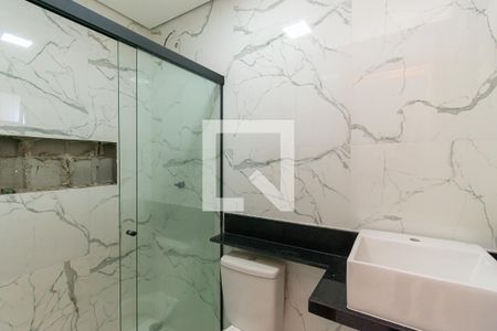 Banheiro de apartamento para alugar com 1 quarto, 27m² em Vila Celeste, São Paulo