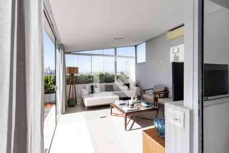 Sala de apartamento à venda com 2 quartos, 124m² em Alto de Pinheiros, São Paulo